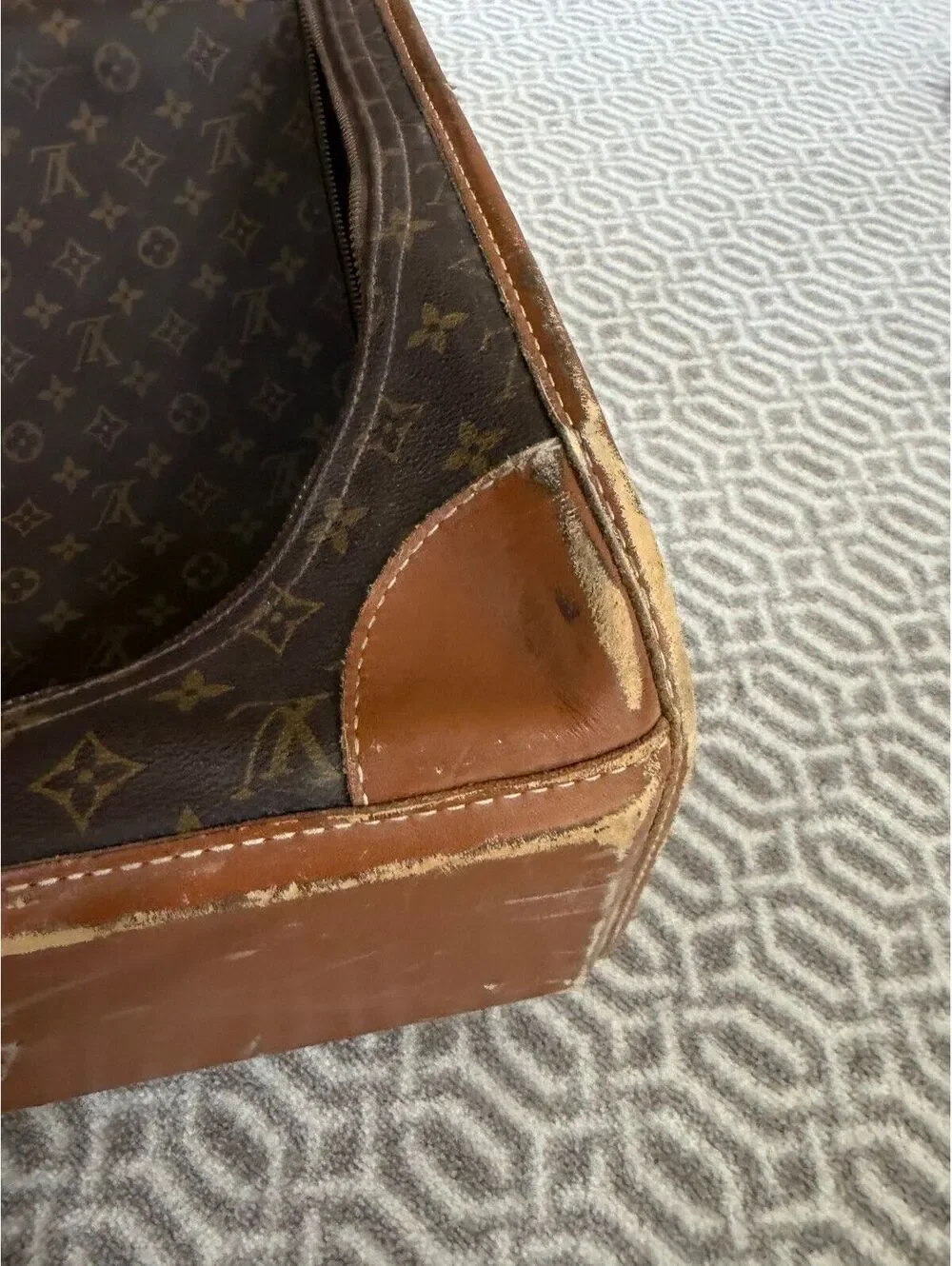 Vintage Louis Vuitton Monogram‎ Pullman 65 Softside Suitcase Luggage Bag